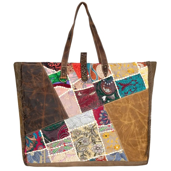 NWT Boho Waxy Weekender Bag - Picture 2 of 7